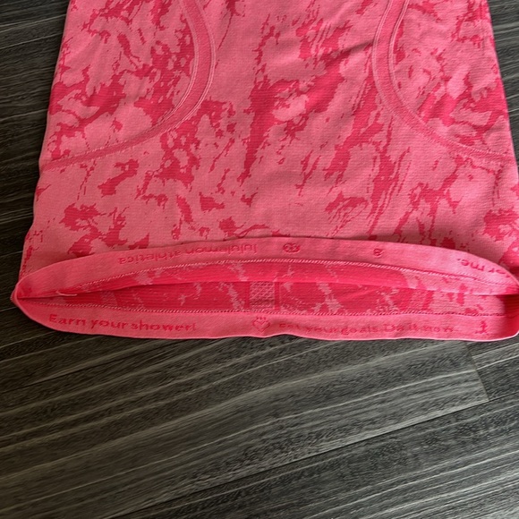 Lululemon Swifty Tech Racerback - Picture 7 of 8